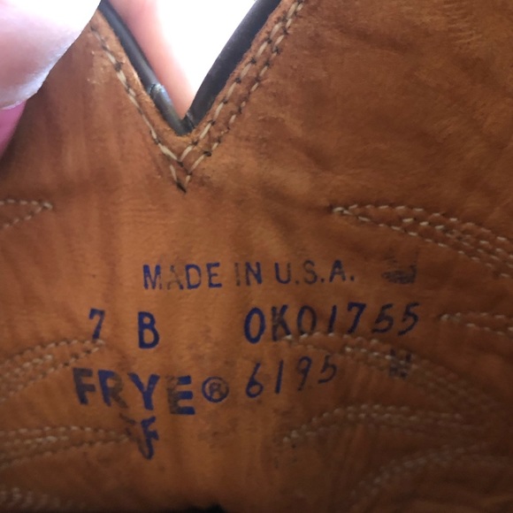 Frye Boots With 2 Color Stitching and Stacked 3 inch Heels. Woman’s Size 7 - Picture 5 of 14